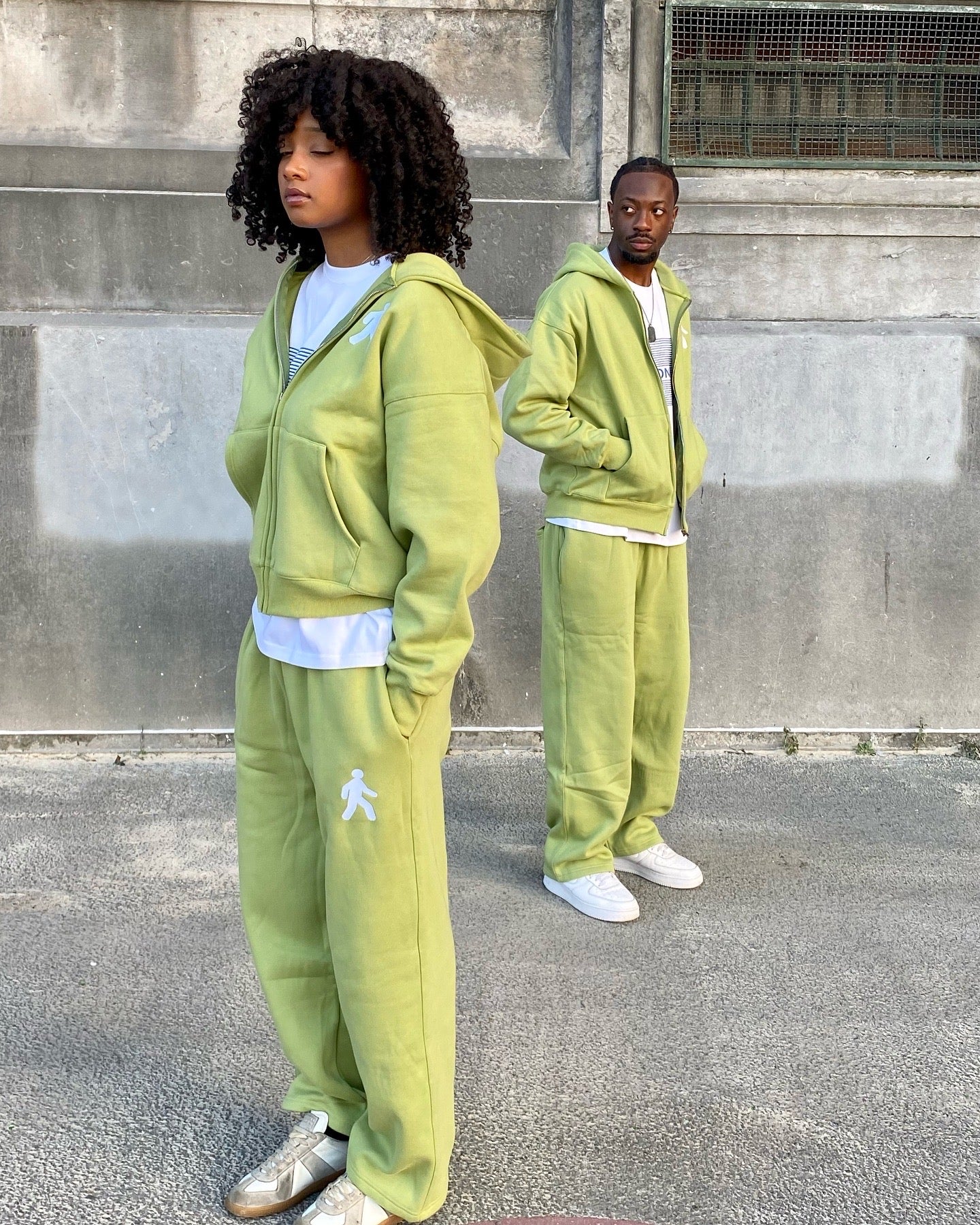 APPLE GREEN JOGGERS